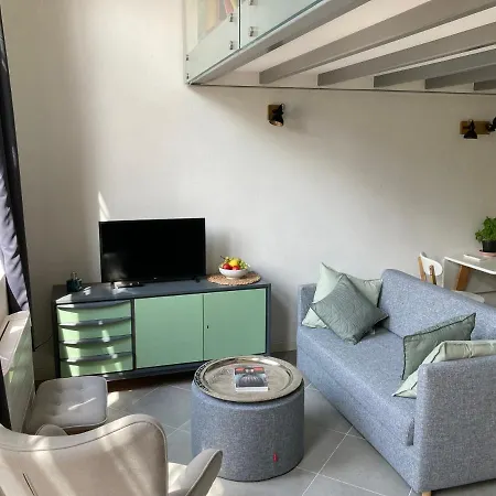 Mini Loft Lido With Own Sunny & Private Garden Apartment