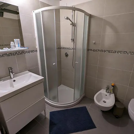 Mini Loft Lido With Own Sunny & Private Garden Apartment